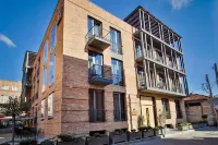 Hotel Tuta Hotels near The Berlin wall memorial