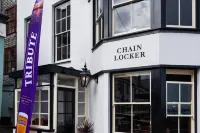 Chainlocker Hotels in Saint Mawes