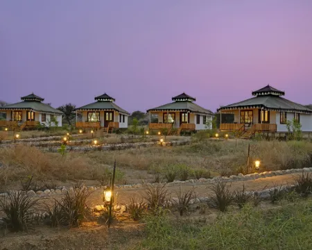 ジャワイ レオパード サファリ ロッジ パリのホテル