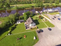 Hausboot Resort Nordseeküste Hotel a Wilhelmshaven