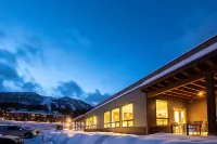 Nowhere Special Hostel Hotels in Trail