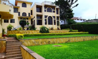 Tara Suites - Housity