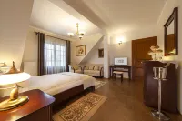 Rezydencja Dwór Polski Hotels in Белхатовський повіт