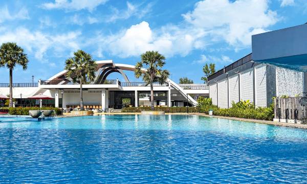 Pacific Hotel & Spa