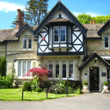 Rylstone Manor