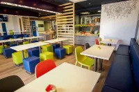 Ibis Budget Saint-Martin-De-Crau Porte de Camargue Hotels in Saint-Martin-de-Crau