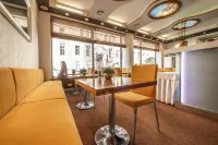 هوتل دانوبيا جيت