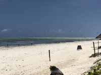Blue Earth Beach Bungalow - Ocean View