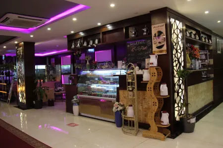 Swat Hotel Apartments Отели рядом со станцией DAMMAM RAILWAY RAILWAY STATION