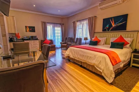 A&A Guesthouse Отели в г. Порт-Элизабет