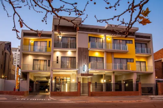 โรงแรมล็อช โลแกน โรงแรมใน