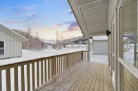 Tromsø Lodge & Camping - Bergblick