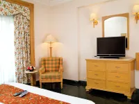 Savoy Suites Noida Hotel a Noida