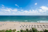 Beachcomber Resort & Club - Beach