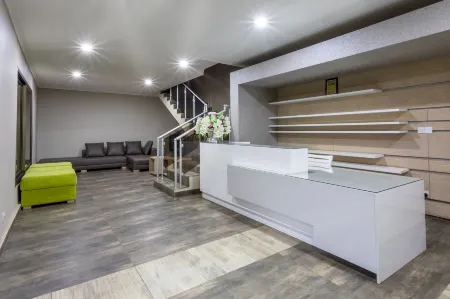 Fallsway Suites Отели в г. Лусака