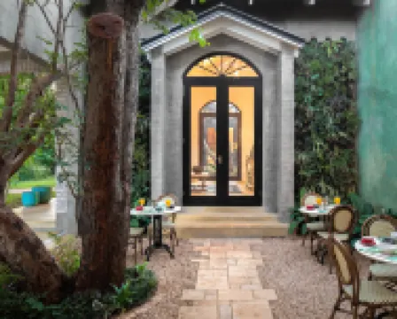 曼緹斯維多利亞瀑布酒店 酒店