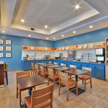 Country Inn & Suites by Radisson Ocala Southwest