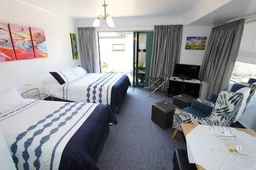 EMotel Napier - Homestays