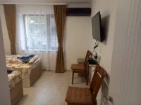 Guest House & Rooms Chris Toros - Wi-Fi