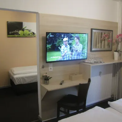 Milano Hotel Hotel dekat Nord