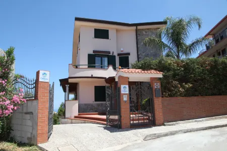 La Collina Capo d'Orlando Отели в г. Vallebruca-iria