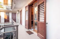 - the Artist Village Hotel a Montoro