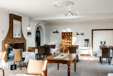 The Henry Parkes Tenterfield Отели в г. Тентерфилд