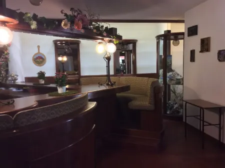 Hotel Gasthof Löwen Отели в г. Вюстенрот