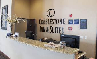 Cobblestone Inn & Suites - Denison | Oak Ridge