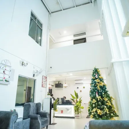 B Link Hotel Отели рядом с достопримечательностью «Аутлет-центр Johor Premium Outlets»