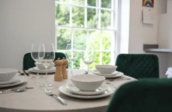 Cosy 1Bd in Malvern with Stunning Views!