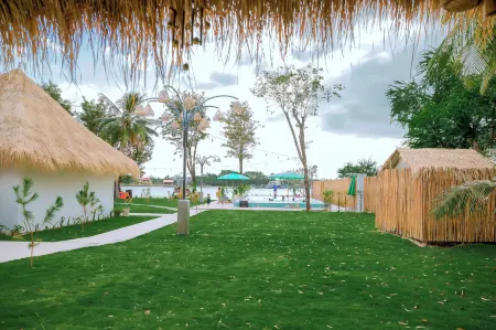 Sea Sand Resort