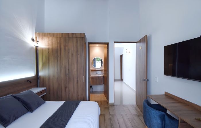 Valymar Inn International Home Hotel
