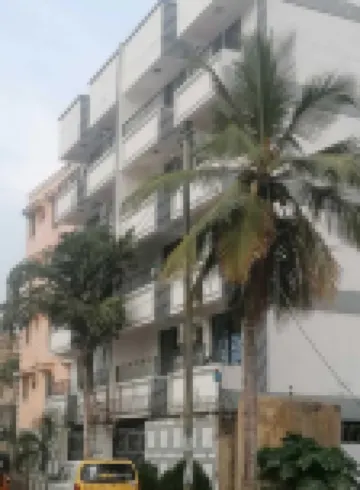 車琳娜豪華套房開間公寓