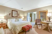 Fairway Oaks Villa Condo Includes 2 Bicycles for Rides on Wonderful Bike Trail by RedAwning