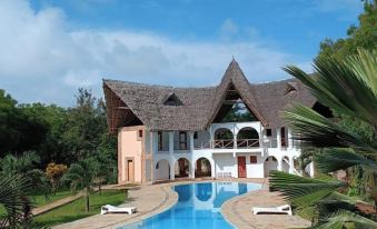 Raquel's Bliss Hotel Diani