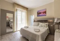 Hotel Deborah - 3 stjerner