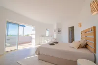 Casa Belavista Hotels in Estombar