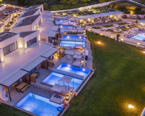 Villa d'Oro - Luxury Villas & Suites Hotels in Pallini