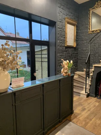 Hotel les Embruns Отели рядом с достопримечательностью «Caravaning Stoneham - Touquet & Co»