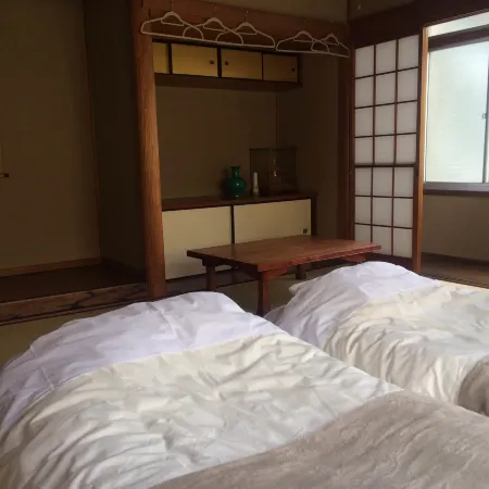 Cafe & Guest House Nagonoya