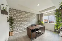 Serene Port Orchard Retreat: 3BR 3BA with Trails and Amazing Views