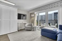 Private Balcony and Modern Amenities - Charming Coastal Haven Hotels in Wrightsville Beach
