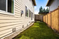 Kirkland Luxury Tranquil Retreat 7BR w/ Office