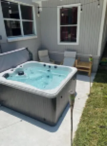 Orlando 3Br | Hot Tub + Parking + Pets
