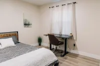 Entire home w/ BEAUTIFUL Backyard in Sugarcreek, Ohio Hotels in Sugarcreek