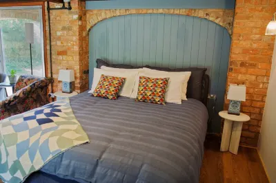 Charming Shropshire Cottage w/ Private Hot Tub, Ice Bath & Shared Yoga Studio