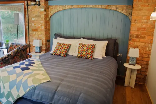 Charming Shropshire Cottage w/ Private Hot Tub, Ice Bath & BBQ Các khách sạn ở Hughley