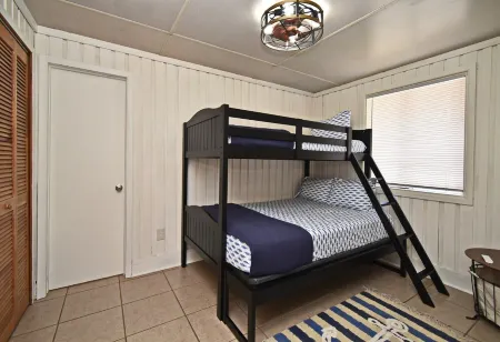 Villa Near Disney, Universal, Golf, & Pickleball