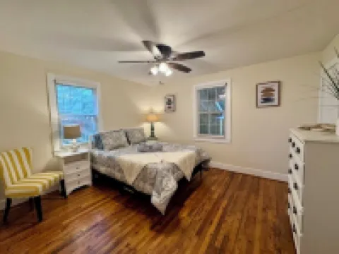 Charming 2-bedroom house with WiFi, Minutes from Masters & Downtown Augusta